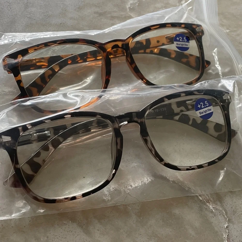 NWT Two pairs readers 2.5 tortoiseshell blue light combination readers brown